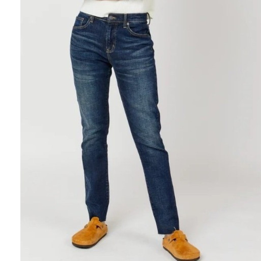 Oliver Logan Crosby Relaxed Taper Jeans Dark Wash Raw Hem Size 25 Womens Denim